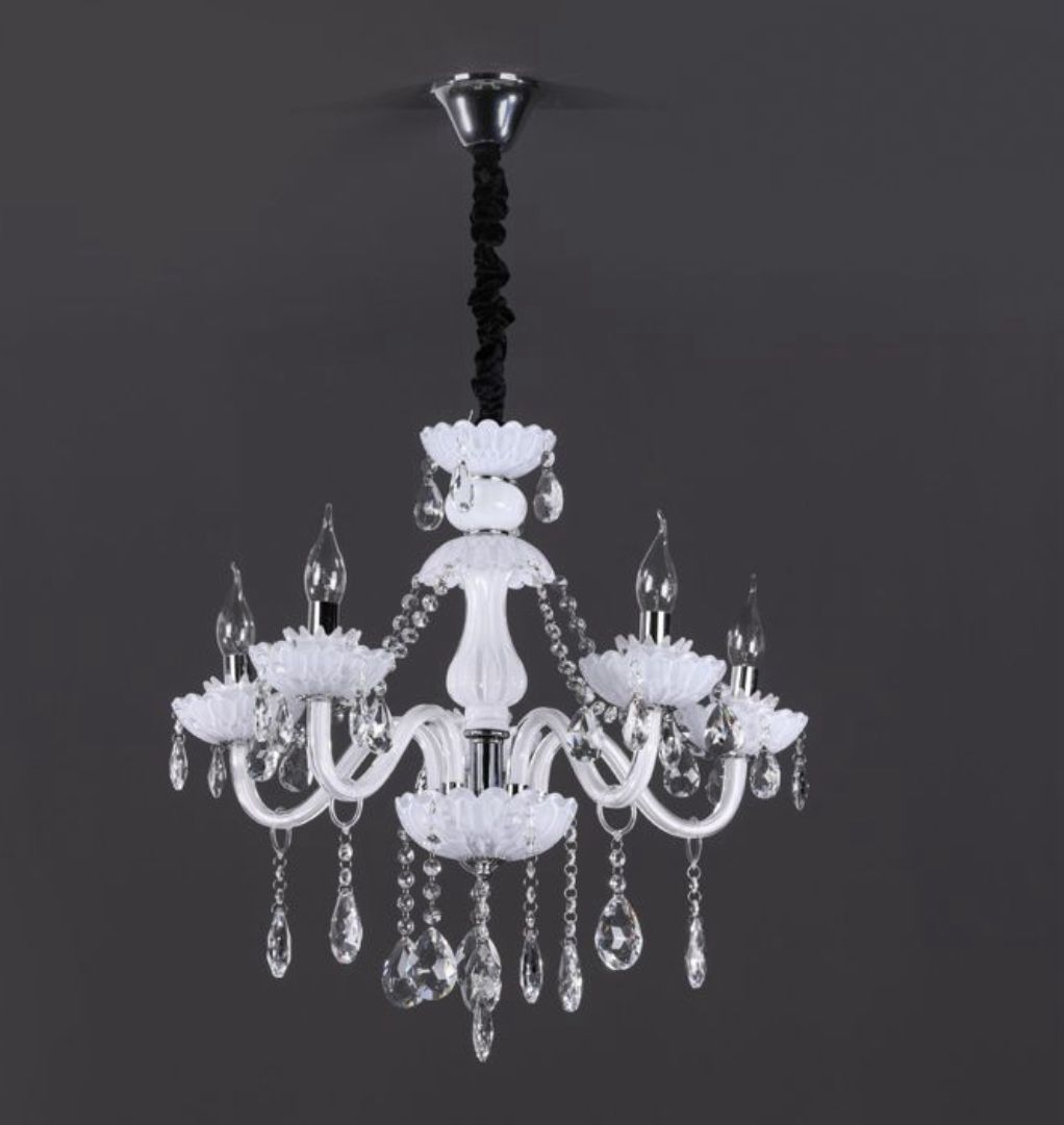 Lampadario Bianco Con Cristalli